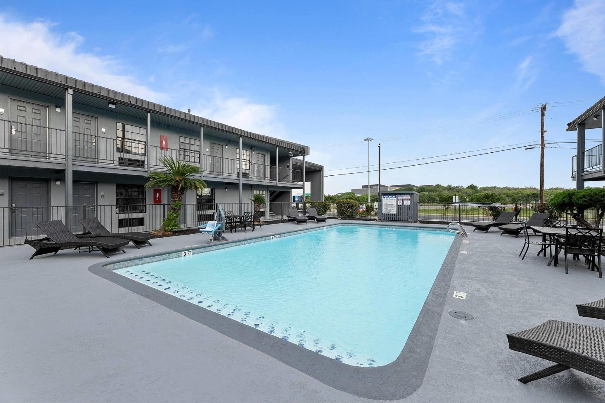 Days Inn By Wyndham San Antonio Near Lackland Afb Ngoại thất bức ảnh
